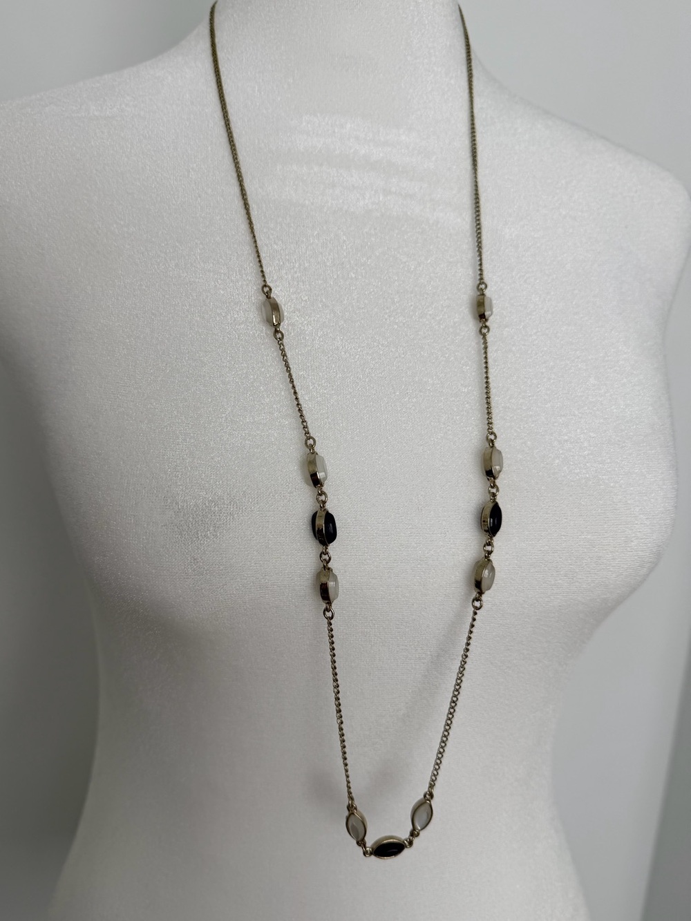 Banana Republic Long Beaded Pendant Necklace in Black‎ and Cream - Women Jewelry